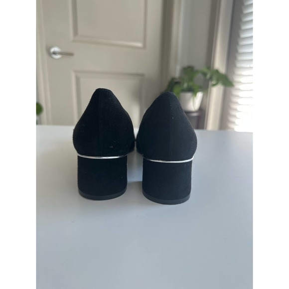Stuart Weitzman Black Suede Block Heel Silver Decal Sz. 8N - Picture 2 of 7